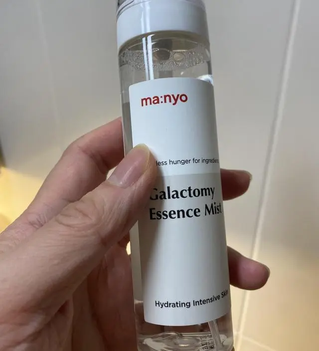 애용하는 제품입니다. 평소 손으로 얼글 바르는
