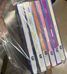 다른 사이트에서 구매했던거랑 달라요. 제가 다른곳에서 가품을 구입한 걸까요? 케이스