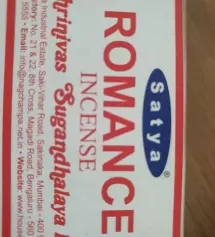 뭐 늘쓰니깐 리뷰도 왜쓰나싶네요^^ 환기시키고 청소할때 피운답니다~ 스틱 다 태워지면