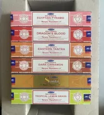 향 종류만 보고 산건데 사고보니 컬러감이 비슷해서 예쁘네요 ㅋㅋ
