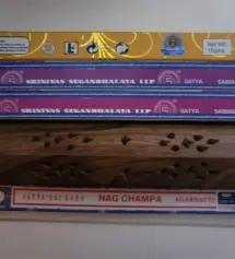 천천히 타서 지속 시간도 길고 향 진함
