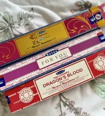 향 너무너무 좋아서 맨날 피우고 있어요ㅎㅎ
