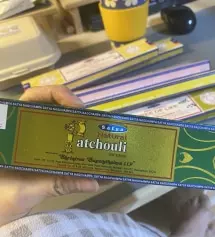 요리할때 피워놓기 너무 좋아요!!!! 냄새 빼는데 도움줍니다!!!
