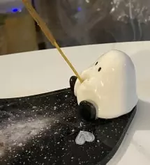 이것도 좋았어요 무난한 향이었던 듯.. 그냥저냥 피울만해요
