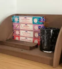 너바나 향은 상상해보지 못했는데 조금 쎄네요 그래도 좋습니다
