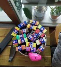 베란다에 피워놓으니 확실히 모기가 적어요. 모기향은 너무 독한데 이건 향이 은은해서