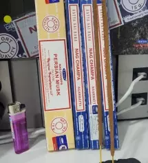 배송도 빠르고 향이 장난이 아니네요ㅎㅎ
