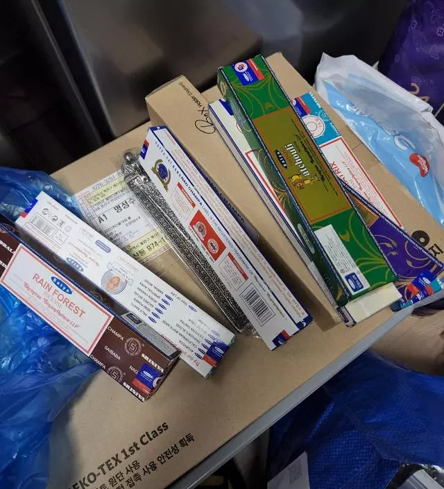 다른제품 쓰다가 샀는데 향 좋네요
