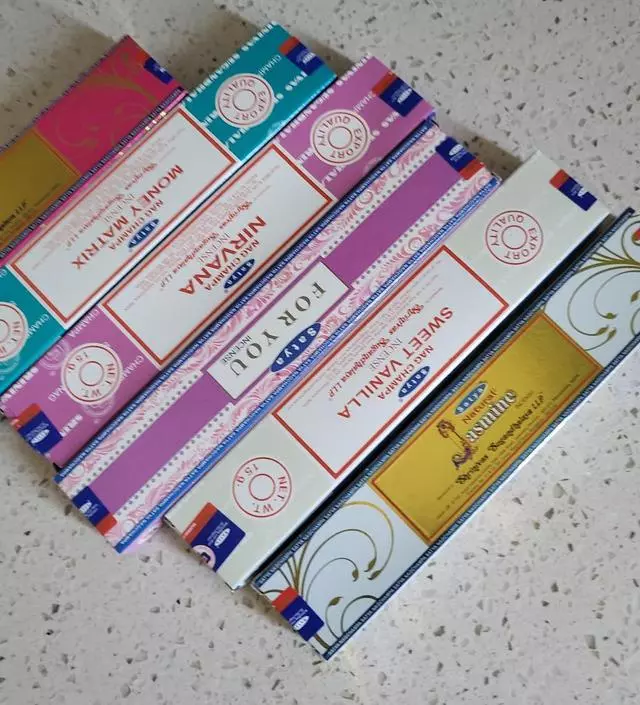 냄새조아요 ㅋㅋ 넘 강하지도 않고 부드럽고 ㅋㅋ 좋네용ㅋㅋ
