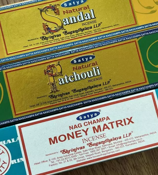 좋아하는 향들로 주문했어요! 배송도 빠르고 기분따라 사용해야겠어요 :)
