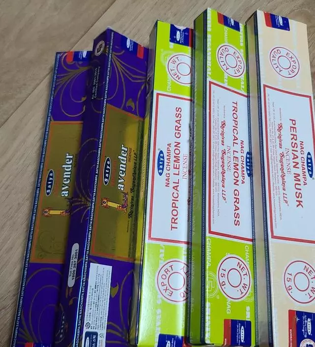 라벤더향에 향내가 첨가되었네요
