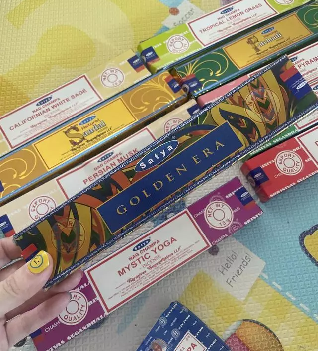 없는 향 위주로 구매했어요^^
