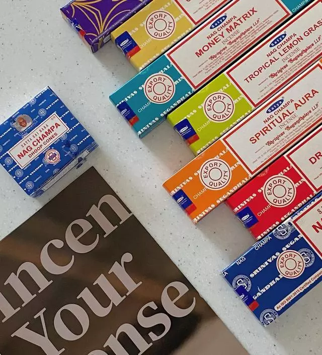 지인선물통해 입문한 나그참파 입문자에요!
