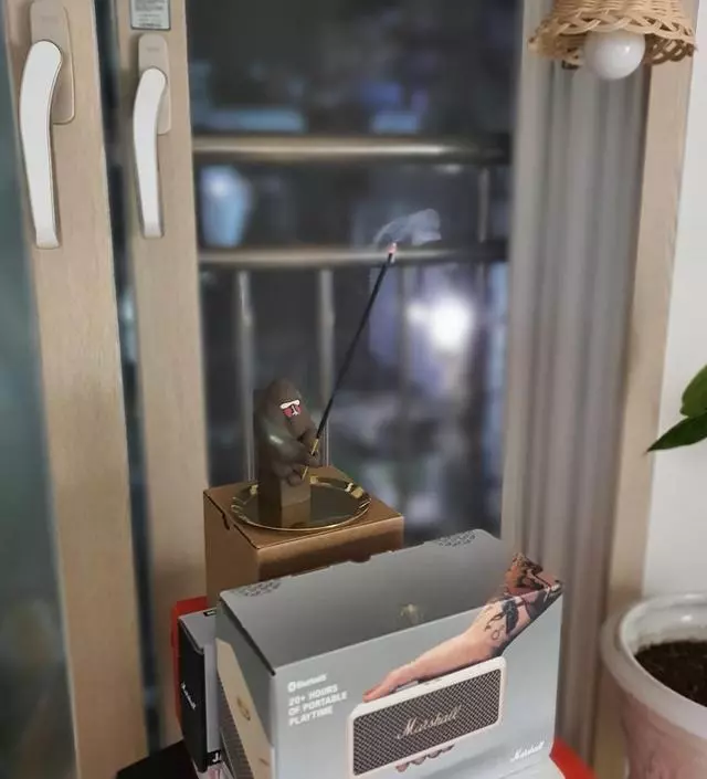 습도가 있는 날에 피우는.향이 꿀맛이네요
