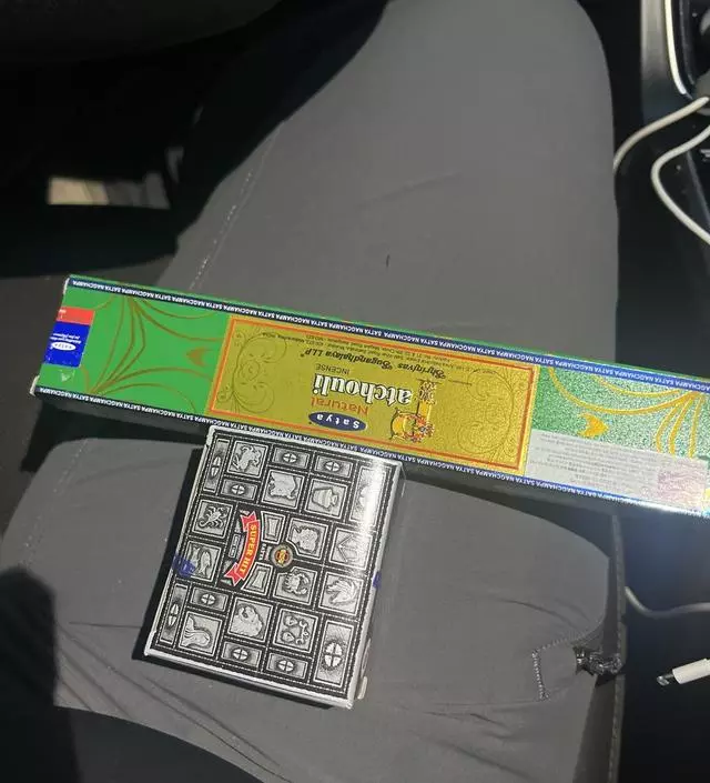 배송도 빠르고 향도 좋습니다.
