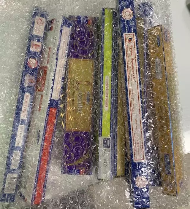 진짜 저의 힐링템..너무 좋아요 진짜 집청소 싹하고 이거하나피우고있음 마음도 힐링되