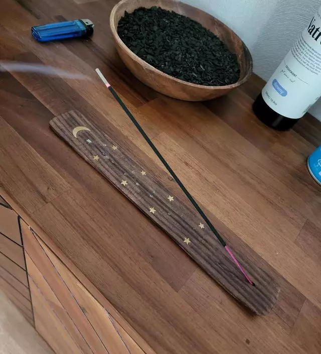 향이 전에 쓰던 다ㄹ샨보다 강하고좋네요
