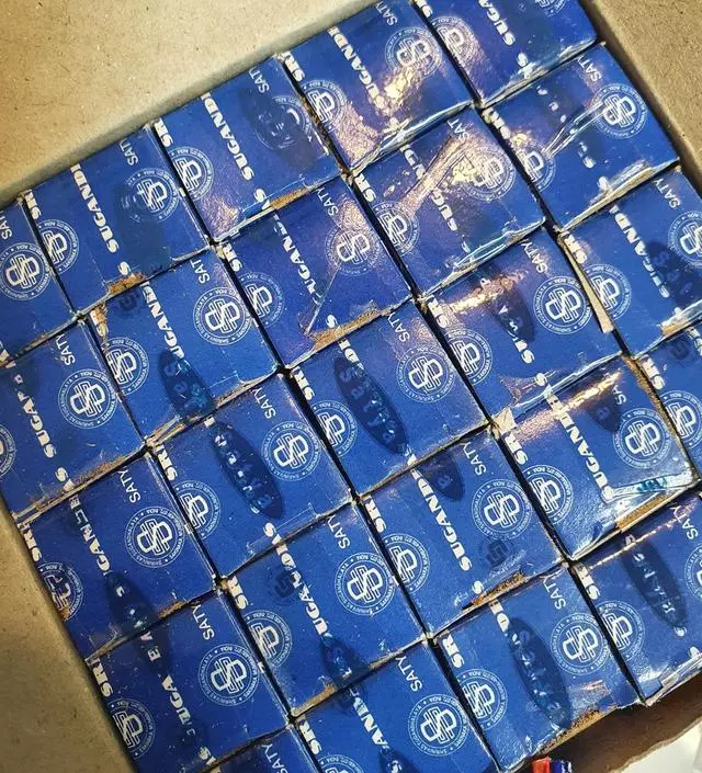 항상 사용하는 인센스가 많아져서 아끼지 않고 사용해서 넘 좋아요!
