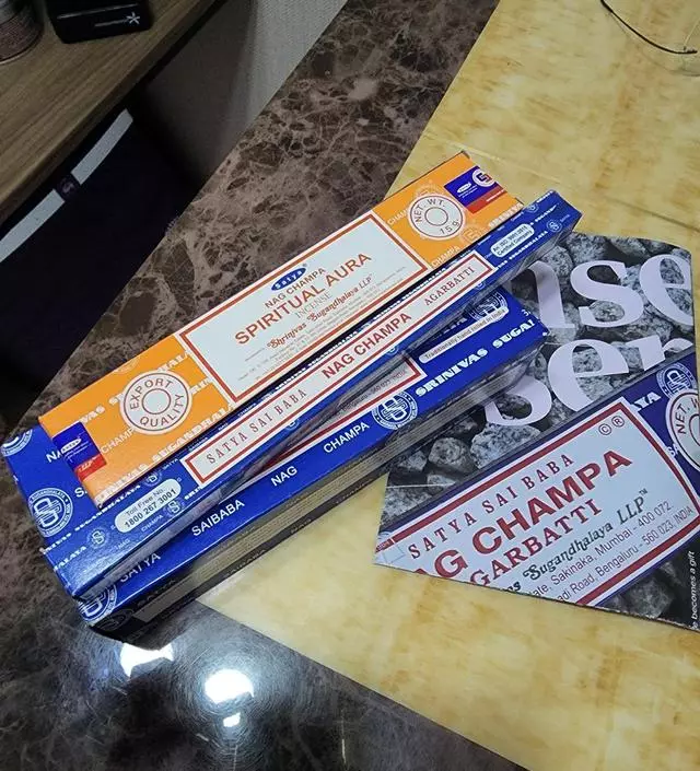 가을되니 또 도집니다 나그참파향 그매력에 대용량 주문 합니다 항상 만족하는 인텐스 