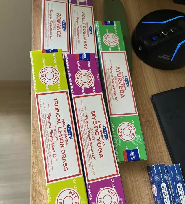 배송빠르고 향도 너무 좋네요 다음에 재구매 합니다ㅎㅎ
