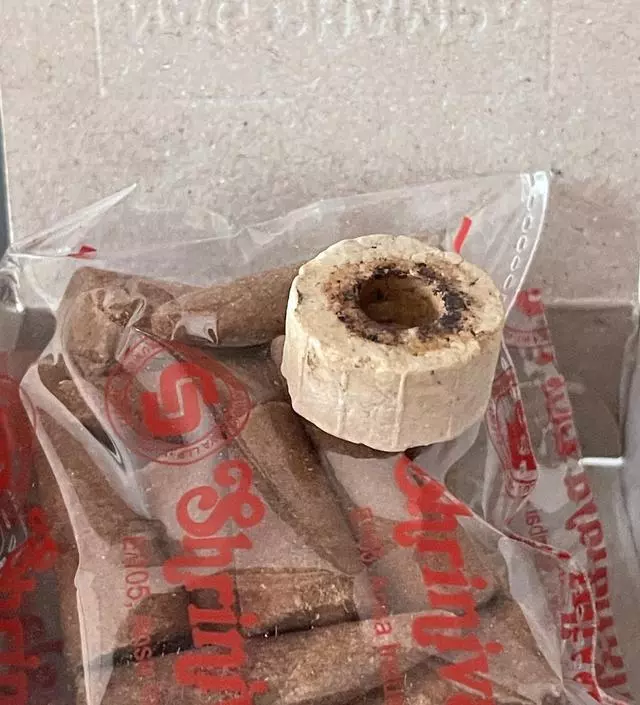 기분전환도 되고 비오는날 창문열고 피워놓으니 너무 평온하네요. 연기가 좀 많이나긴하