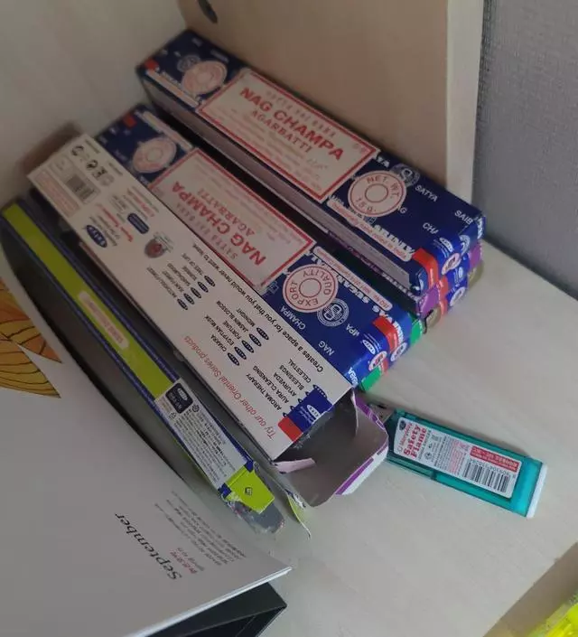 계속사용 하고있는데 좋은거 같습니다 다쓰면 재구매하겠습니다 ^^
