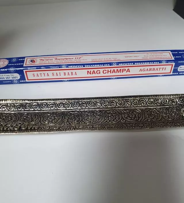 오리지널은 어떨지 궁금해서 사본건데 다음에도 이건 꼭 사려고요
