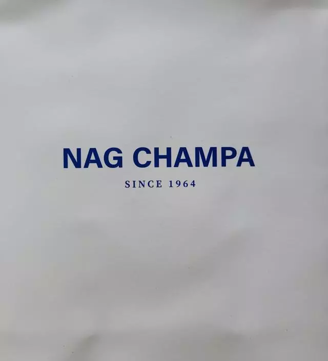 배송 빠르고 제품 만족합니다. 선물용으로 구매했는데.. 셋트박스가 살짝 구겨지긴했지