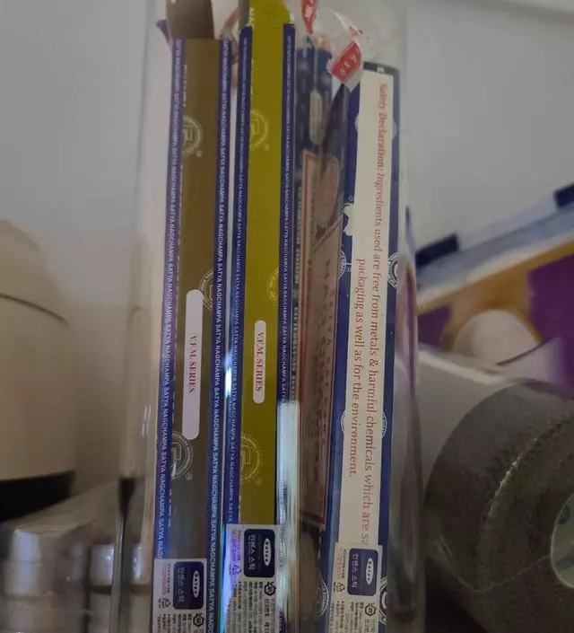 너무 좋아요 매일 틀어요 근데 너무 빨리 닳아요
