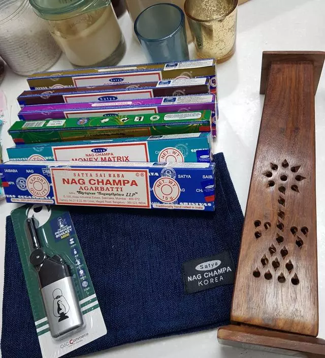 좋아요 잘 산거 같아요. 나그참파 종류도 많고 향도 종류마다 미세하게 조금씩 달라서 