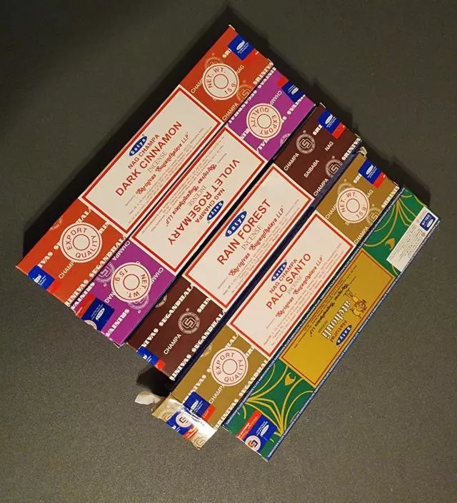 집안 냄새 잡을때마다 잘 사용하고 있어요
