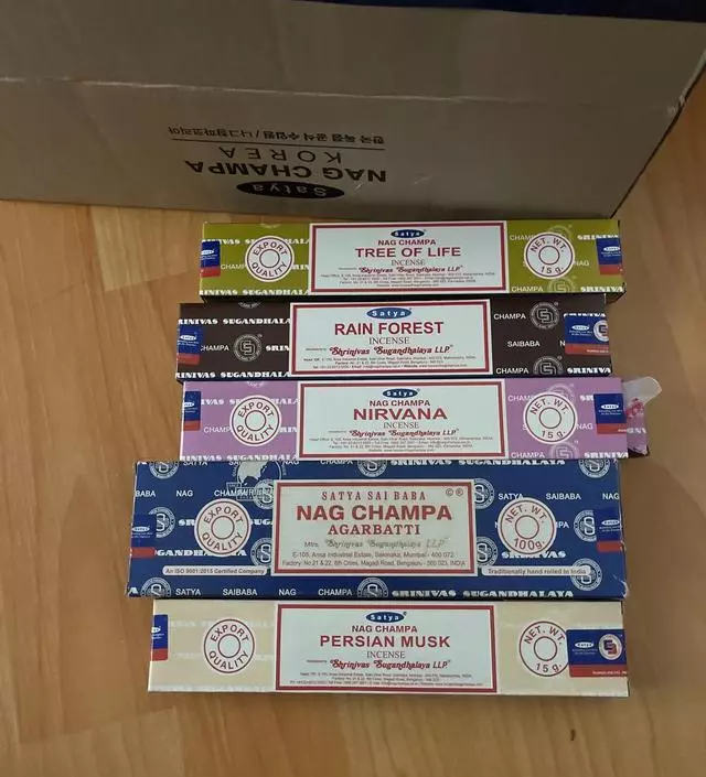 샤워한 후에 향 피워놓으면 릴렉스 잘됨
