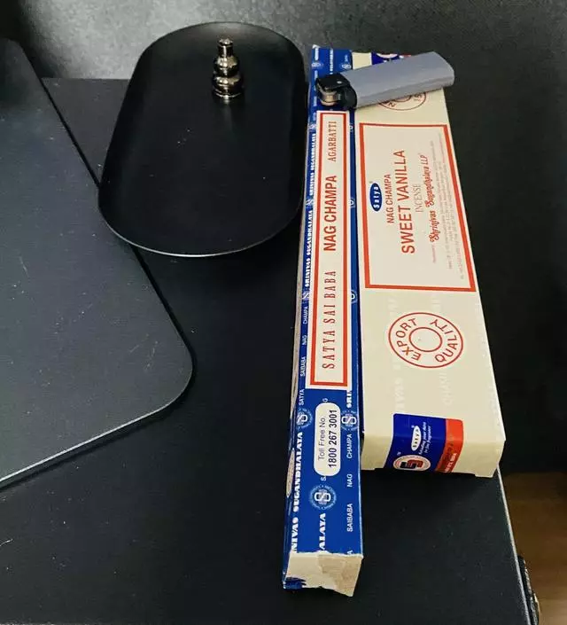 배송도 만족스럽고, 향도 너무 좋습니다 :)
