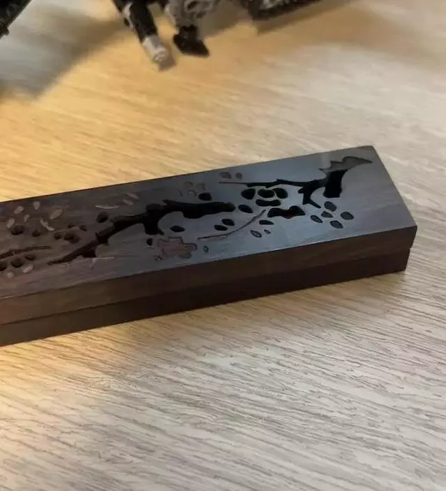 선물해줬는데 좋다구해서 저도 보려구요
