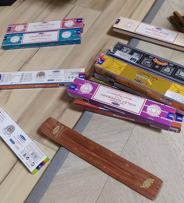 배송 빠르고 저렴하기.잘산거 같아요
