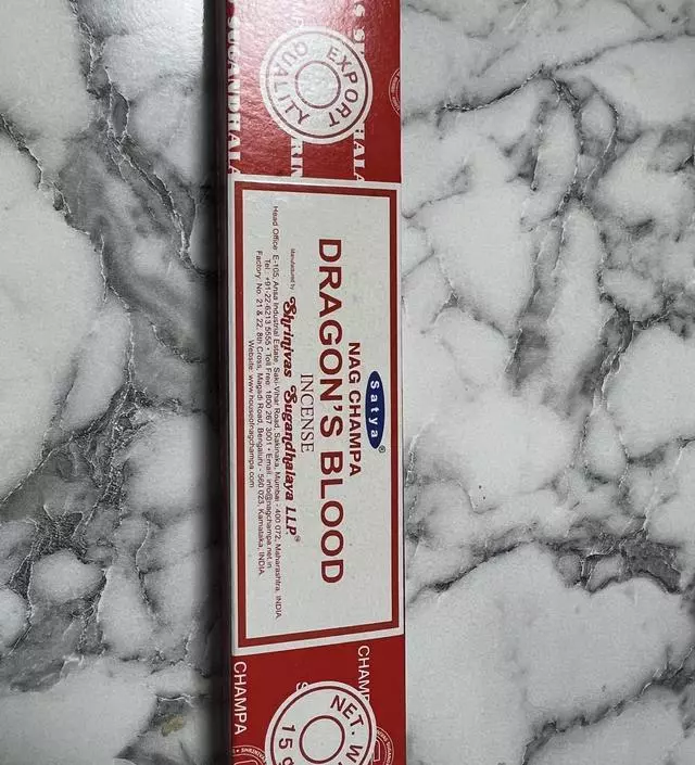 무겁지 않고 산뜻한 향이에요! 추천함당!!
