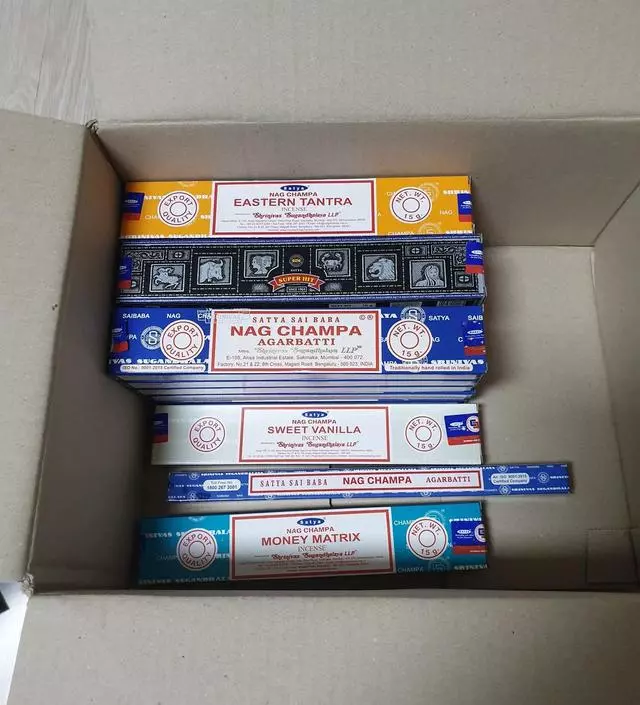 좋아하는 향을 고르면서 사용하고 있어요.
