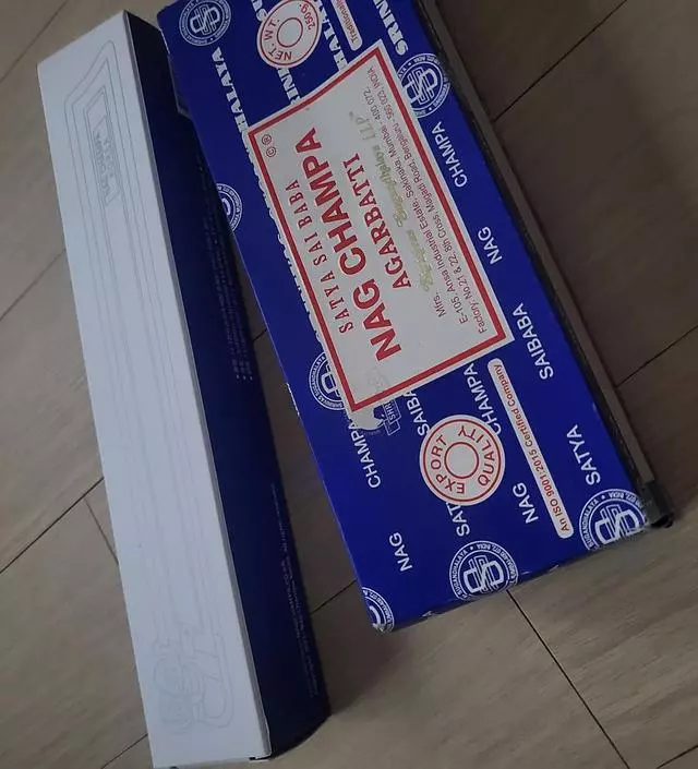 박스는 눌렸어도 사용하는데 지장없어요~
