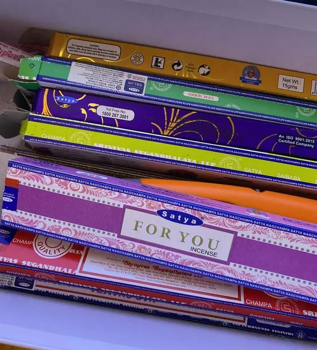 아침마다 필수에요 향도 좋고 너무 너무 좋아요
