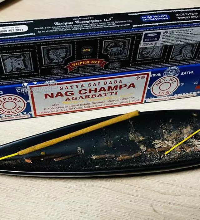 역시 쓰던 향이 제일~ 하루에 한번 꾸준히 써서 그런지 벌써 다써서 재구매해야겠네요~