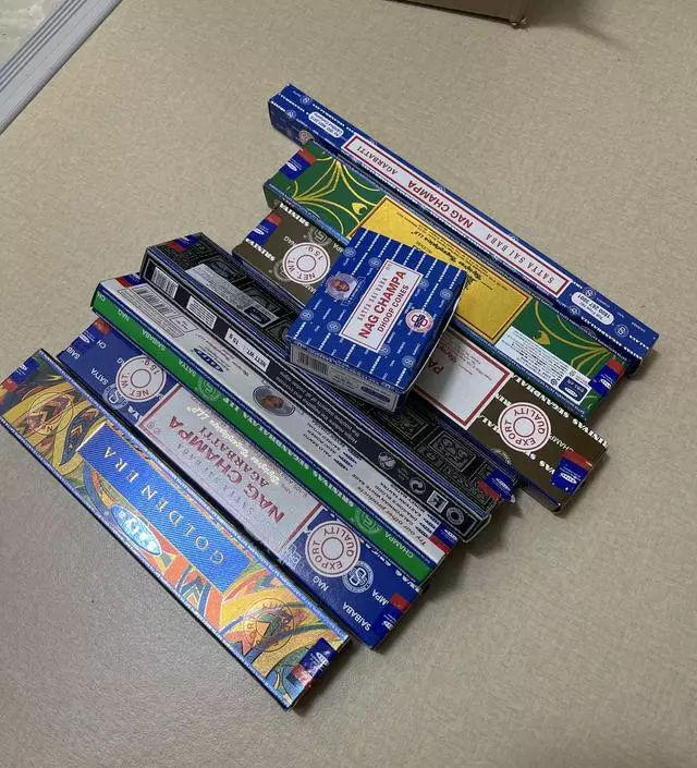 역시 나그참파가 향이 제일 좋아요 머리도 안아프고
