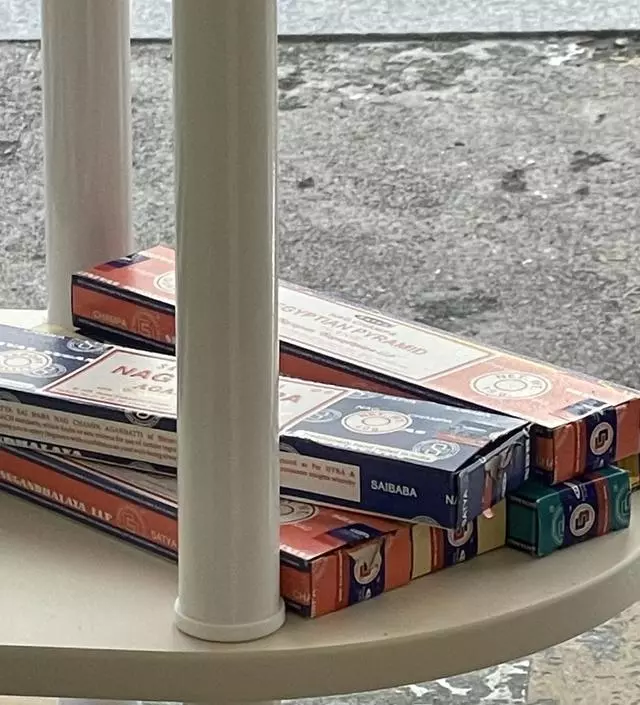 종류별로 사서 킁킁
