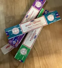 향도 좋구 행사할때 쟁여 놓으니 좋네요
