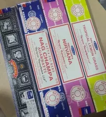 택배박스 겉까지 향기가 나올 만큼 발향이 좋아요!택배박스만 열었는데 엄마가 향피웠냐