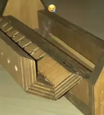 되게 이국적인 향이 나요 좀 강해서 호불호갈릴듯요
