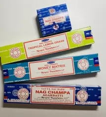 향들이 다 좋네요~ 인도 여행온 기분도 들고 좋아요
