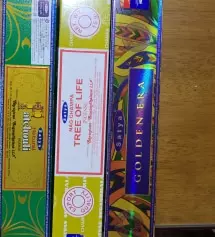 기본 나그참파 사용하다가 재구매하면서 다른향도 구매해봤어요.
