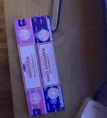 잠시만 틀어놔도 향이 오래가서 좋아요
