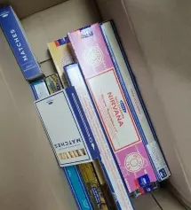 배송이 늦엇지만 그래도 향은 좋네요
