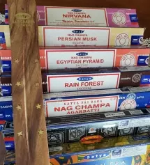 머스크향 좋아요ㅎ 홀더도 주심 감솨~
